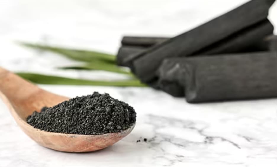 湘南美容クリニックのブラックピールに使用されている植物性活性炭